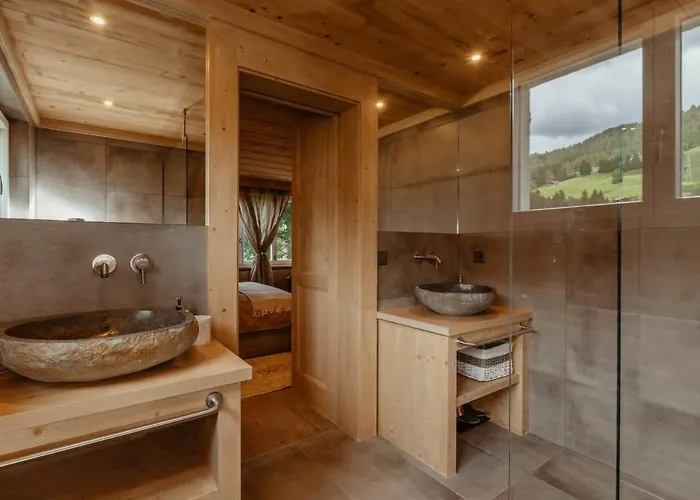 Apartment Luxurious Flat With Terrace Stunning Views